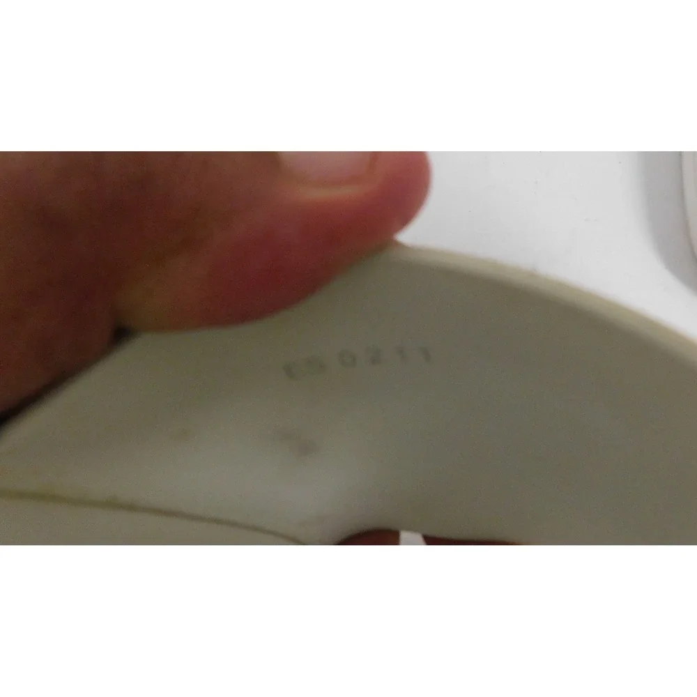 Givenchy Tonal Logo Slide Sandals Cream Ivory Mens EU 40 US sz 7.5